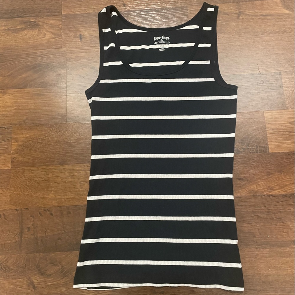 Old Navy “perfect” LG Navy/White Striped Tank Top